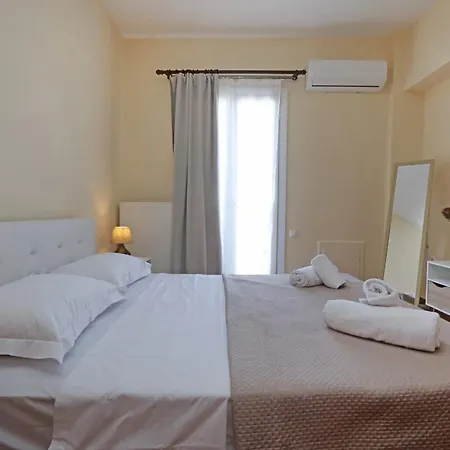 Virginia's Apartmán Ermupoli