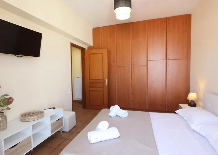 Virginia's Ermoupoli